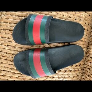 GUCCI sport slides size men’s 7 Authentic & loved